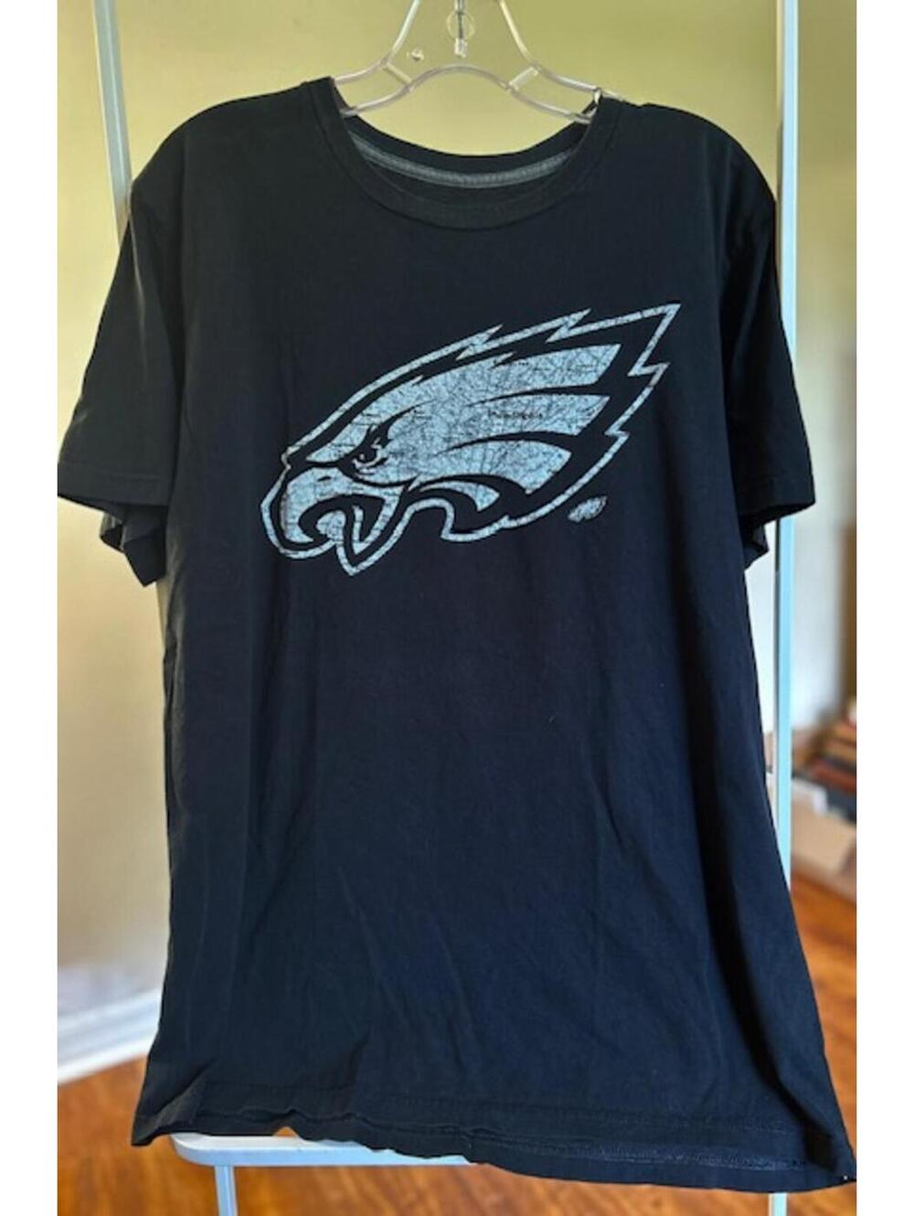 Majestic Philadelphia Eagles Black Graphic T-Shirt Large